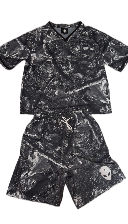 CAMISETA NEGRA