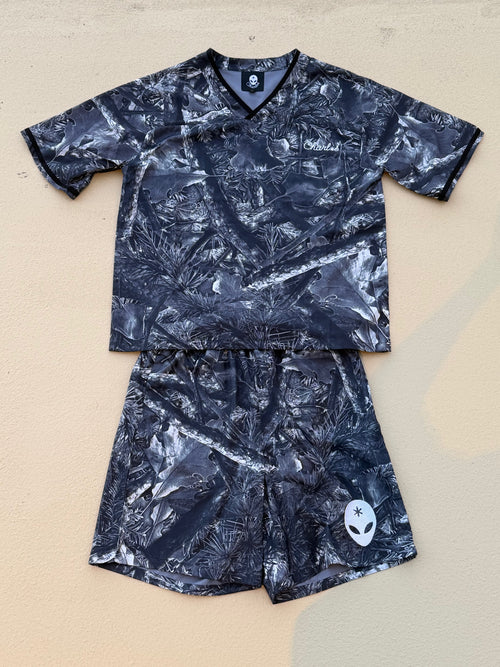 CAMISETA NEGRA